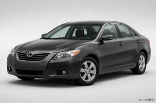 Toyota Camry in Predawn Gray Mica