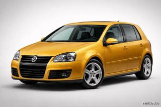Volkswagen Golf in Turmeric Yellow Metallic