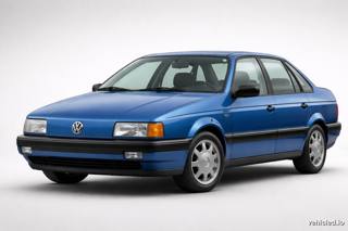 Volkswagen Passat in Aquarius Blue Metallic