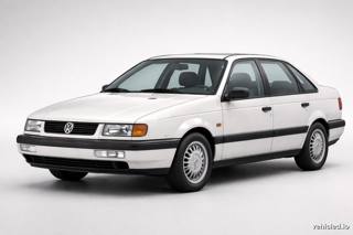 Volkswagen Passat in Oryx White