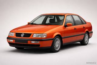 Volkswagen Passat in Habanero Orange Metallic
