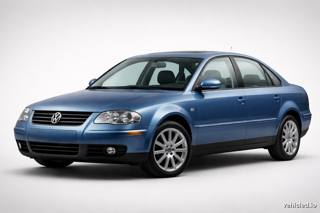 Volkswagen Passat in Aquarius Blue Metallic