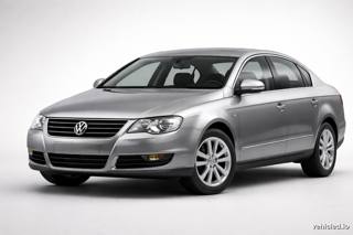 Volkswagen Passat in Tungsten Silver Metallic