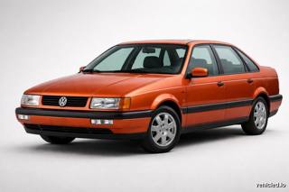 Volkswagen Passat in Habanero Orange Metallic