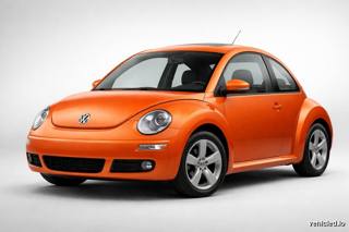 Volkswagen Beetle in Habanero Orange