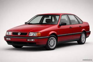 Volkswagen Passat in Fortana Red