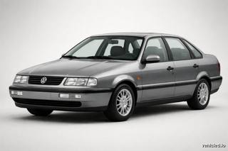 Volkswagen Passat in Platinum Grey