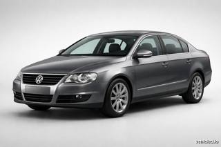 Volkswagen Passat in Platinum Grey