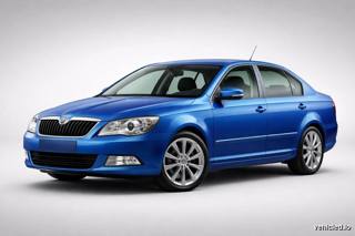 Škoda Octavia in Race Blue Metallic