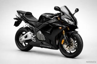 Honda CBR600RR in Pearl Morion Black