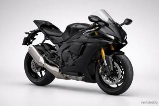 Yamaha YZF-R1 in Matte Raven Black