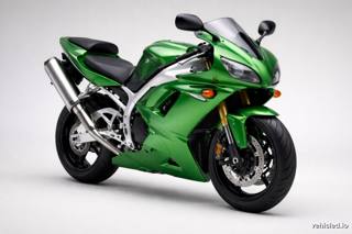 Yamaha YZF-R1 in Green