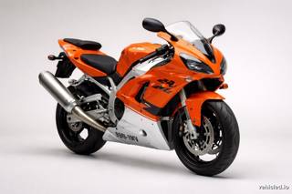 Yamaha YZF-R1 in Orange