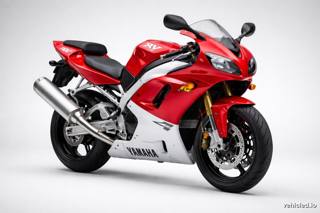 Yamaha YZF-R1 in Rapid Red