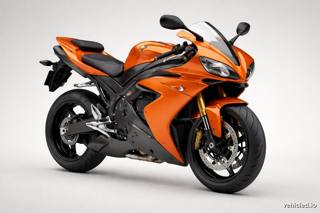Yamaha YZF-R1 in Orange