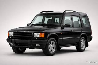 Land Rover Discovery in Santorini Black