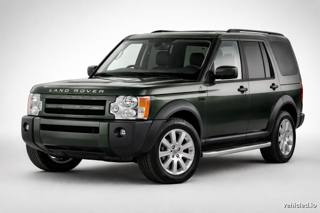 Land Rover Discovery in Aintree Green