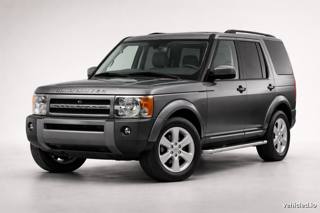 Land Rover Discovery in Carpathian Grey